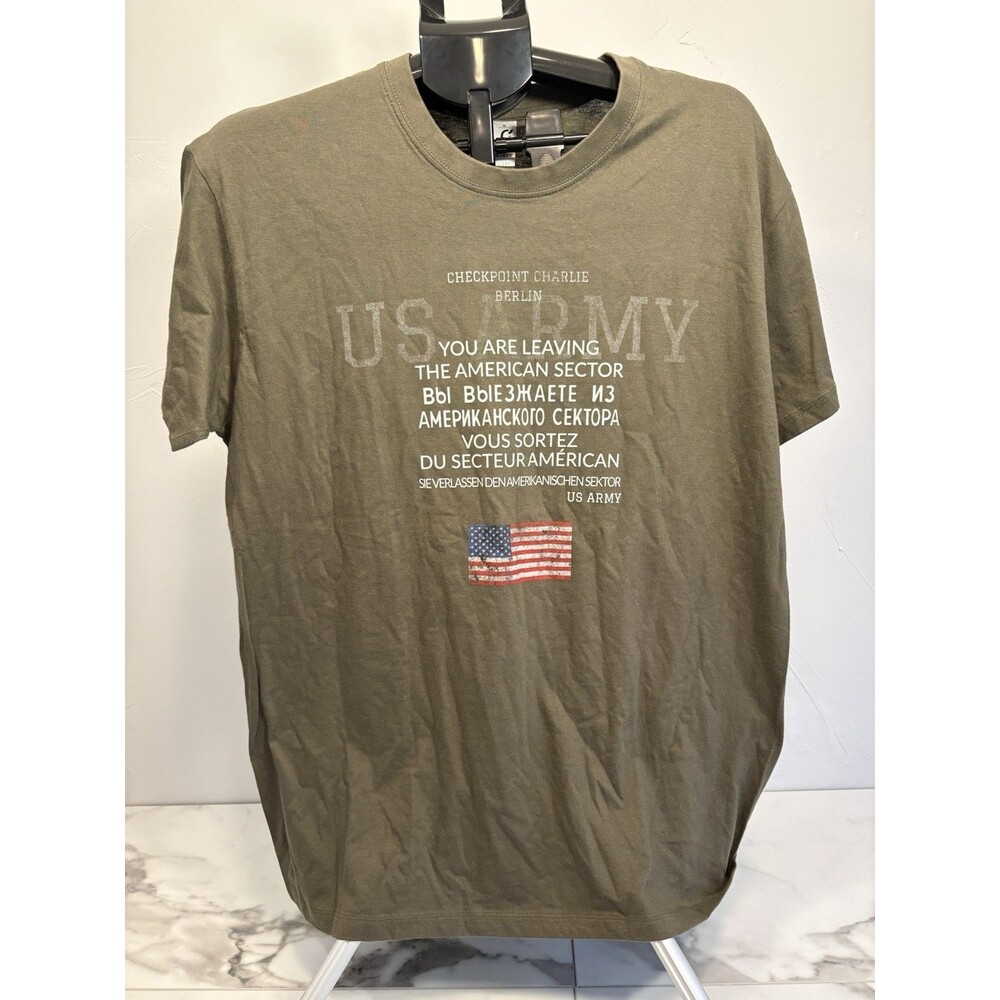 Checkpoint Charlie "You Are Leaving the American Sector" Replica Men T-Shirt XL